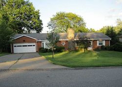  Carlton Rd, Bethel Park PA
