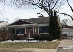 Pre-foreclosure in  STEINHAUER ST Westland, MI 48186