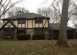 Pre-foreclosure Listing in VALLEY BROOK DR ENGLEWOOD, OH 45322