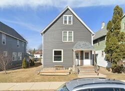 Pre-foreclosure in  MICHIGAN AVE South Milwaukee, WI 53172