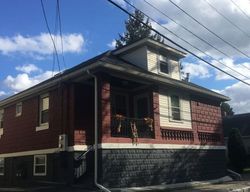 Pre-foreclosure Listing in ROCKWELL AVE MEDFORD, MA 02155