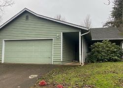 Pre-foreclosure in  ROCK CREEK DR S Salem, OR 97306