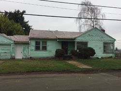 Pre-foreclosure in  NE MASON ST Portland, OR 97218
