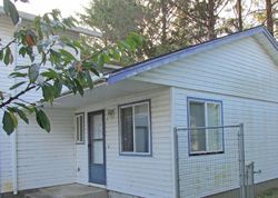 Pre-foreclosure in  SPRUCE CT Depoe Bay, OR 97341