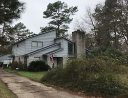 Pre-foreclosure Listing in LONE OAK LN LIBERTY, TX 77575