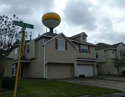 Pre-foreclosure in  OAKWOOD CHASE DR Spring, TX 77379