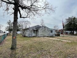 Pre-foreclosure in  LIGHTHOUSE DR Waretown, NJ 08758