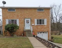 Pre-foreclosure in  SHENANDOAH DR Pittsburgh, PA 15235