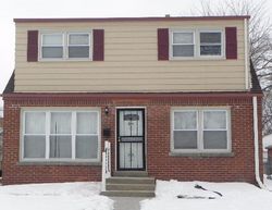 Pre-foreclosure in  N 53RD ST Milwaukee, WI 53218