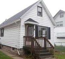Pre-foreclosure in  E PULASKI AVE Cudahy, WI 53110