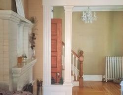 Pre-foreclosure in  ADDISON ST New London, CT 06320