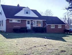 Pre-foreclosure in  SKYLINE DR Cleveland, OH 44143