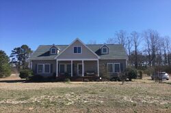 Pre-foreclosure Listing in COLEPARK DR HOPE MILLS, NC 28348