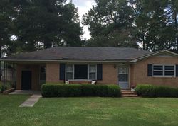 Pre-foreclosure Listing in E SMALLWOOD RD EFFINGHAM, SC 29541