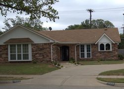 Pre-foreclosure Listing in POST OAK DR BEDFORD, TX 76021