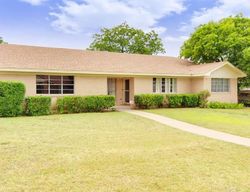 Pre-foreclosure in  MARLBOROUGH DR W Fort Worth, TX 76134