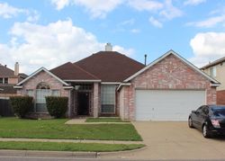 Pre-foreclosure in  MILTON DR Arlington, TX 76002