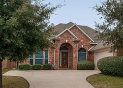 Pre-foreclosure in  LONGBOW LN Arlington, TX 76002