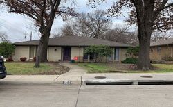 Pre-foreclosure in  EDGEFIELD DR Plano, TX 75075