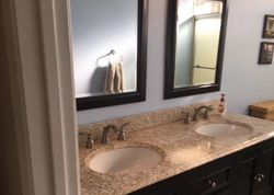 Pre-foreclosure in  DUTCH ELM CIR Thousand Oaks, CA 91360
