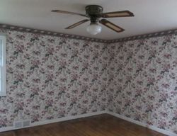 Pre-foreclosure in  PEARCE DR Buffalo, NY 14226