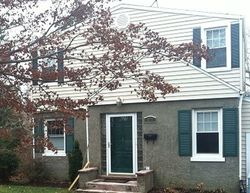 Pre-foreclosure Listing in POND POINT AVE MILFORD, CT 06460