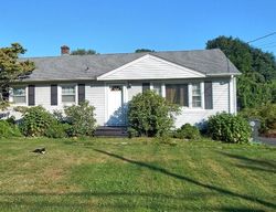 Pre-foreclosure Listing in SNOWAPPLE LN MILFORD, CT 06460