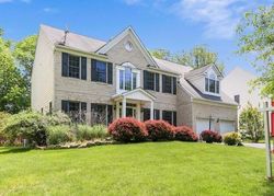 Pre-foreclosure in  DELLABROOKE FARM LN Brookeville, MD 20833