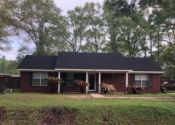 Pre-foreclosure Listing in BELL DR AXIS, AL 36505
