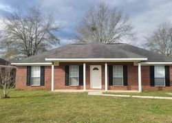 Pre-foreclosure in  GEMSTONE DR Loxley, AL 36551