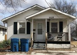 Pre-foreclosure Listing in MILTON RD ALTON, IL 62002