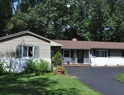 Pre-foreclosure Listing in N CRESTRIDGE RD TOLEDO, OH 43623