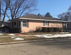 Pre-foreclosure in  CARMEL BLVD Zion, IL 60099
