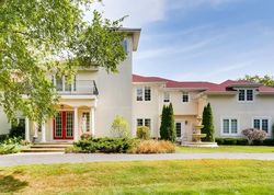 Pre-foreclosure in  ELA RD Barrington, IL 60010