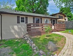 Pre-foreclosure Listing in N RAVINE LN INGLESIDE, IL 60041