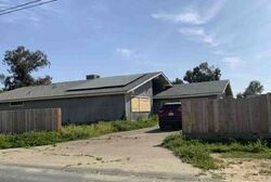 Pre-foreclosure in  4TH PL Hanford, CA 93230