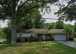 Pre-foreclosure in  LAKESHORE DR Cincinnati, OH 45231
