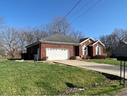 Pre-foreclosure in  GARROW AVE Louisville, KY 40219