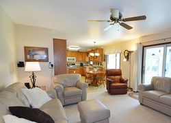  Chippewa Dr, Elgin IL
