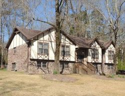 Pre-foreclosure in  HALF MOON BND Birmingham, AL 35206