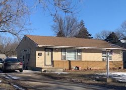 Pre-foreclosure in  SOUTHLAWN DR Des Moines, IA 50315