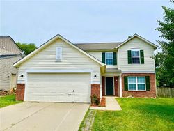 Pre-foreclosure in  CRESTWELL DR Indianapolis, IN 46268