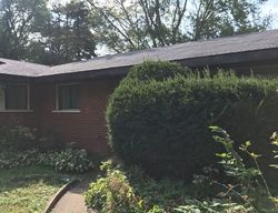 Pre-foreclosure in  E BALLARD RD Des Plaines, IL 60016