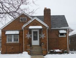 Pre-foreclosure in  KENMORE AVE Joliet, IL 60435