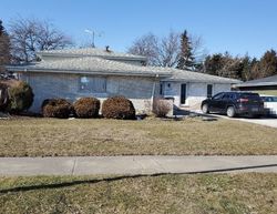 Pre-foreclosure in  PRINCE DR South Holland, IL 60473