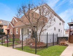 Pre-foreclosure in  N MOBILE AVE Chicago, IL 60630