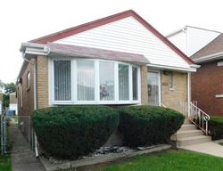 Pre-foreclosure in  S CALUMET AVE Chicago, IL 60628