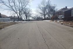 Pre-foreclosure in  ESCANABA AVE Lansing, IL 60438