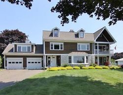 Pre-foreclosure in  BAYVIEW BLVD Stratford, CT 06615