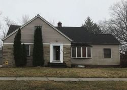 Pre-foreclosure in  ARDMORE RD Cleveland, OH 44121